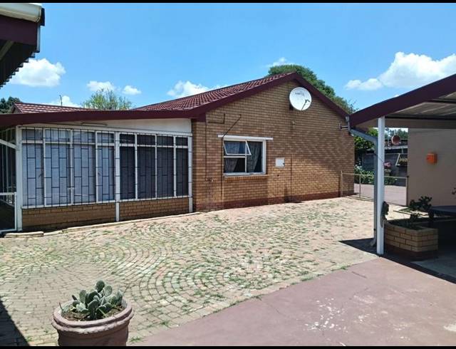 3 BEDROOM HOUSE FOR SALE IN LODEYKO